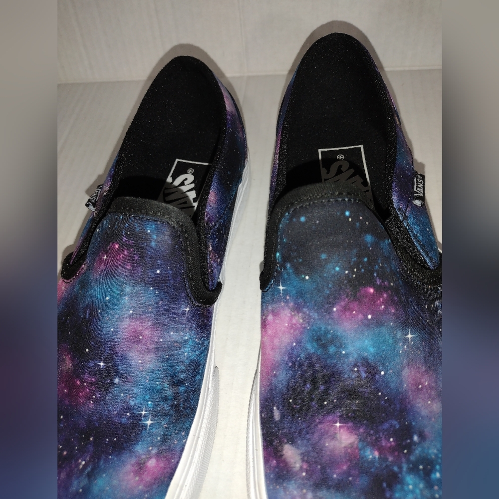 Vans Sneakers Women Size 6.5 Galaxy Slip Ons - Picture 3 of 10